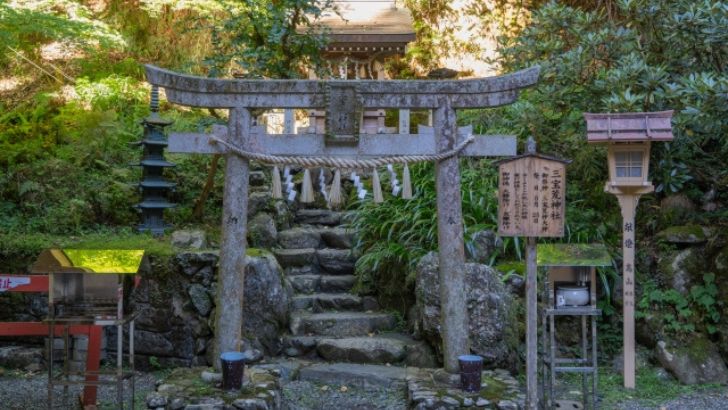 京都鞍馬・由岐神社・三宝荒神